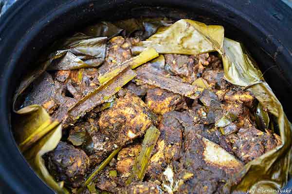 Fish Ambul Thiyal