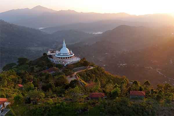 Mahamevnawa Buddhista Kolostor